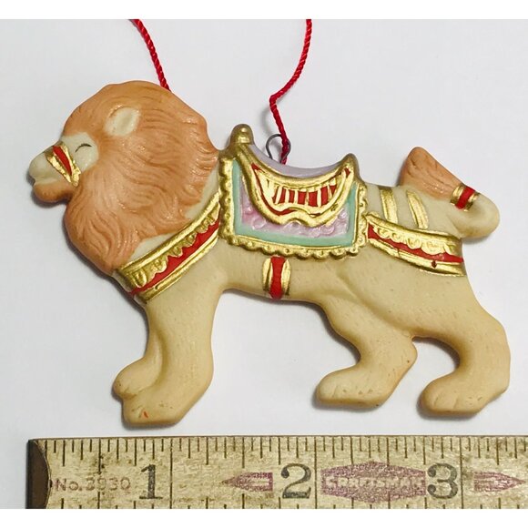 1986 Schmid Shackman Lion Ornament Carousel Animal Vintage Original Sticker - Picture 3 of 3